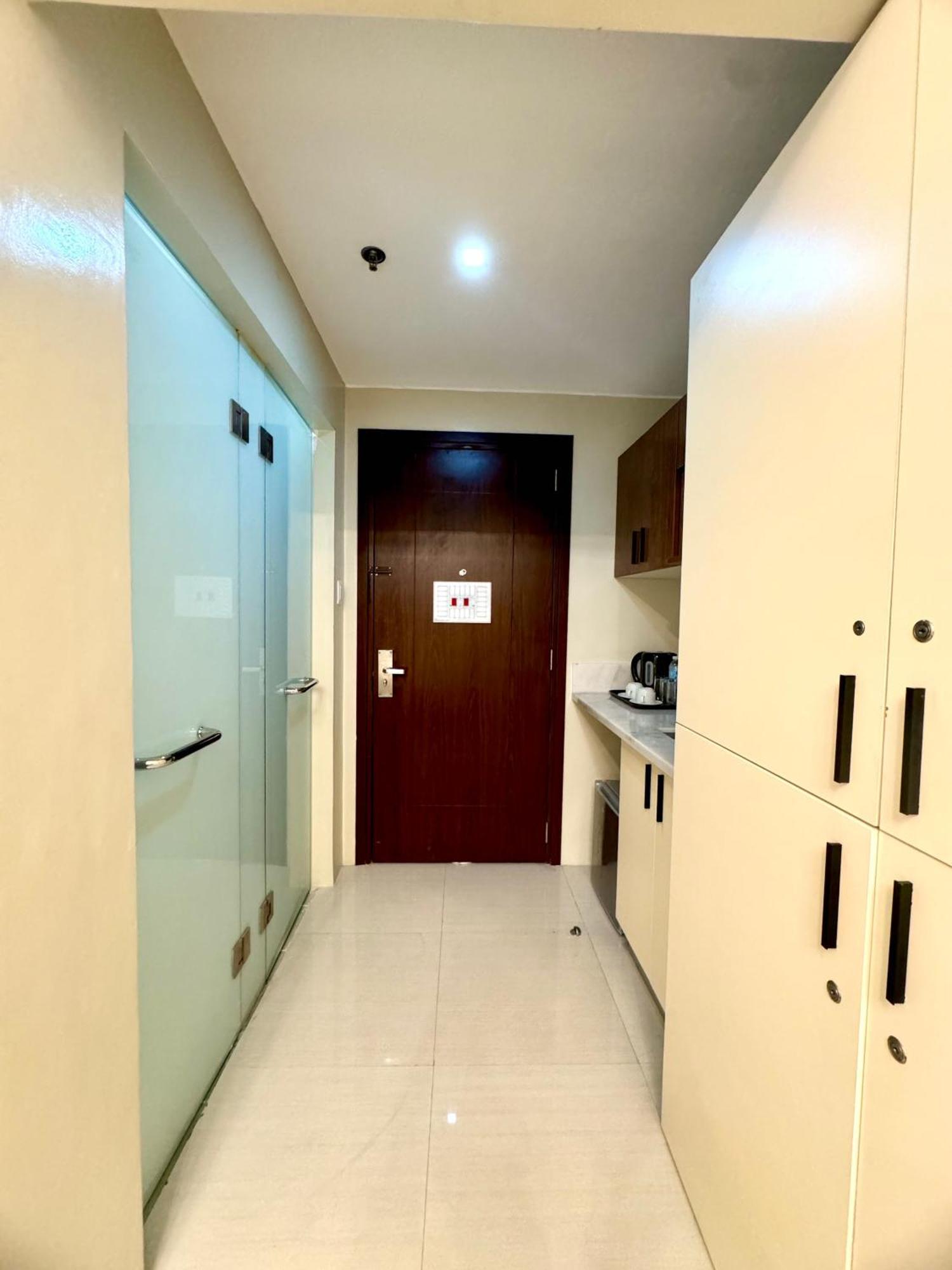 G Square Residences Manila Exterior foto